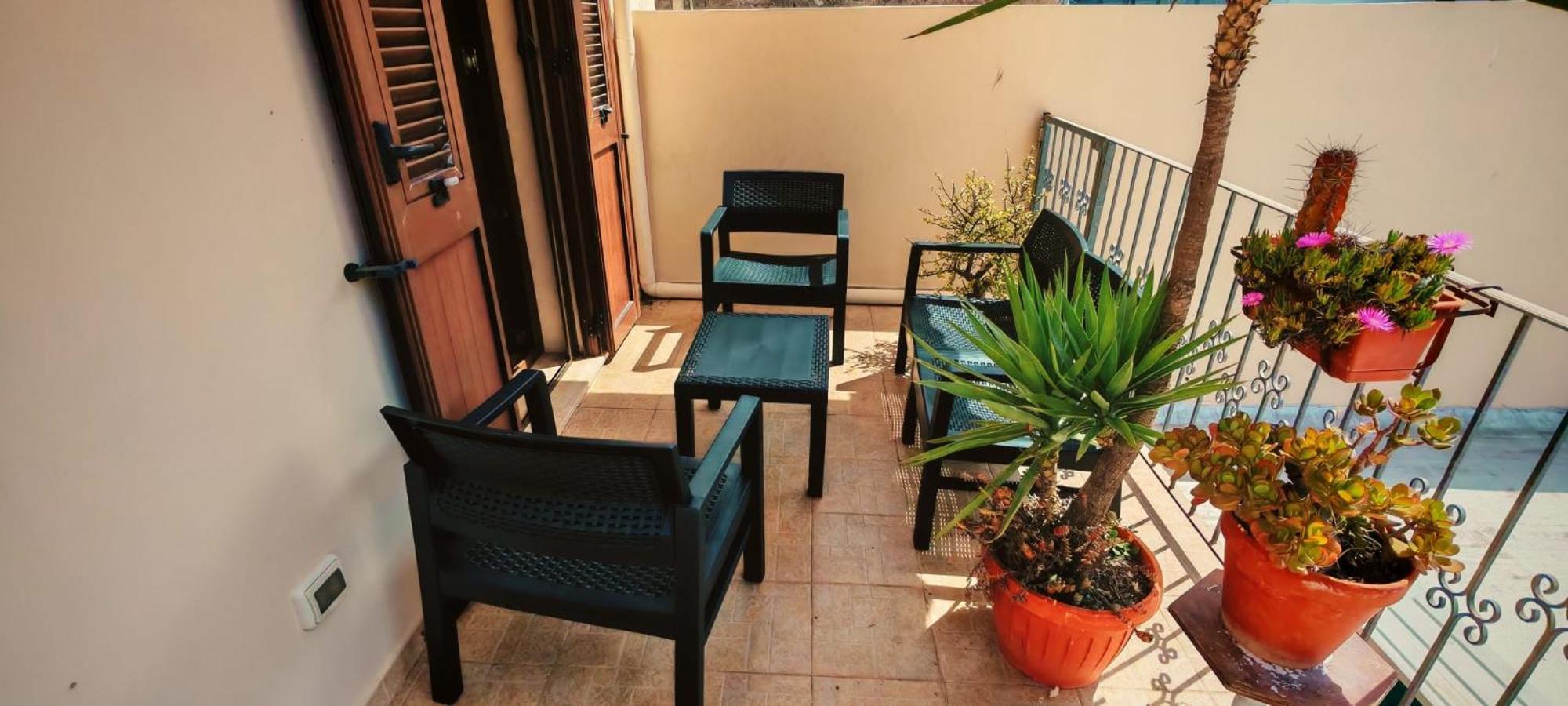 Sette33- Appartamento Centrale, 2 Camere , Terrazzo , Ben Servito Alghero Exterior foto